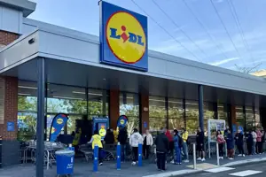 Lidl, Crawley — open and trading